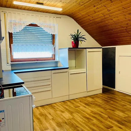 Gemuetliche 3,5 Zimmer Ruhige Lage